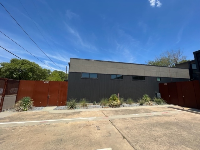 4780 Iberia Ave, Dallas, TX for rent - Primary Photo - Image 1 of 28