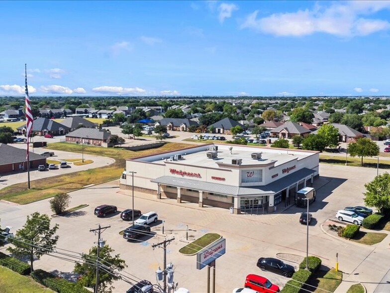 833 N Saginaw Blvd, Saginaw, TX for sale - Building Photo - Image 1 of 9