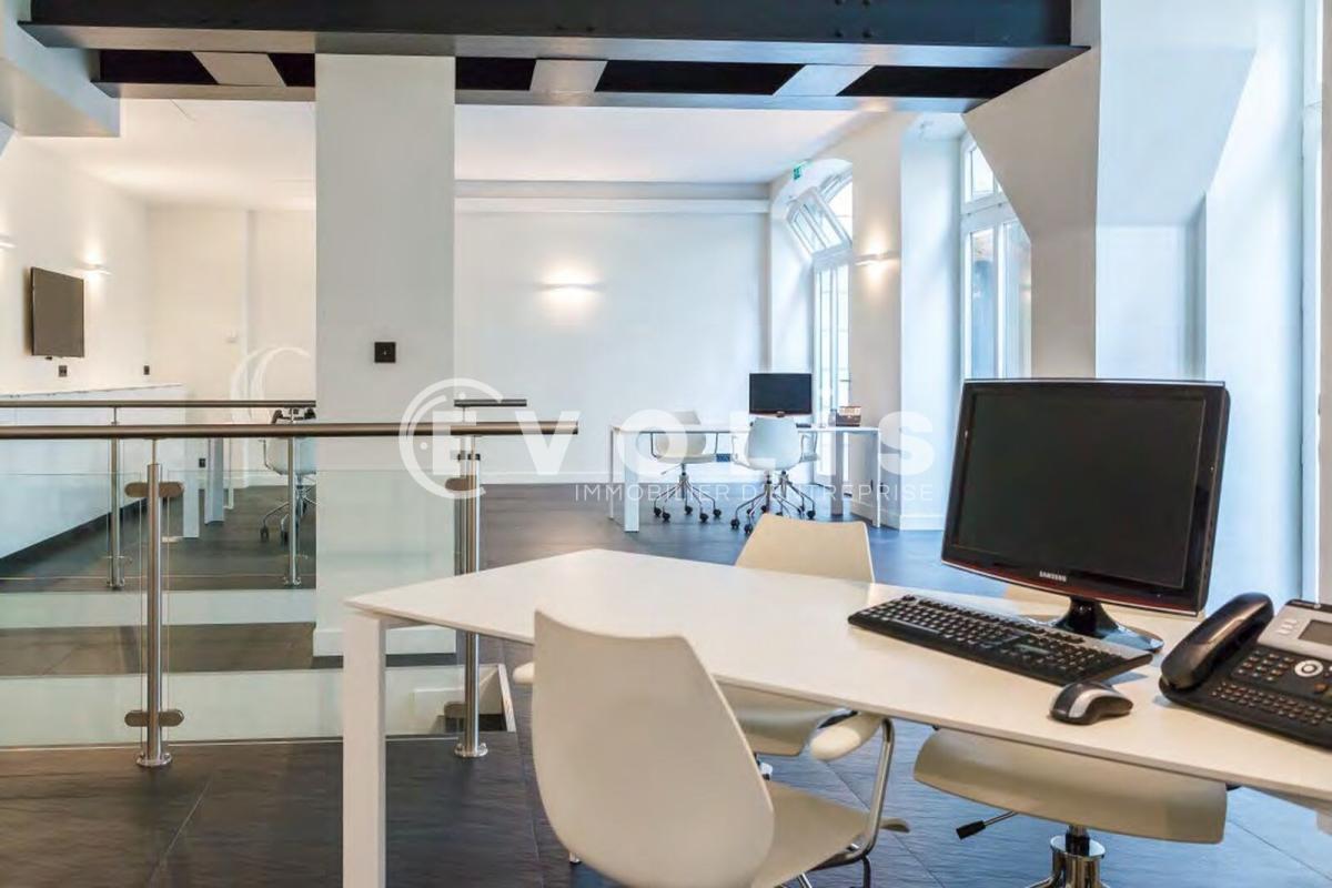 Office in Paris for sale Interior Photo- Image 1 of 5