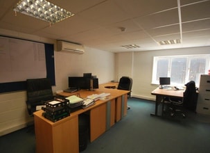 Welford Rd, Husbands Bosworth to rent Interior Photo- Image 2 of 2