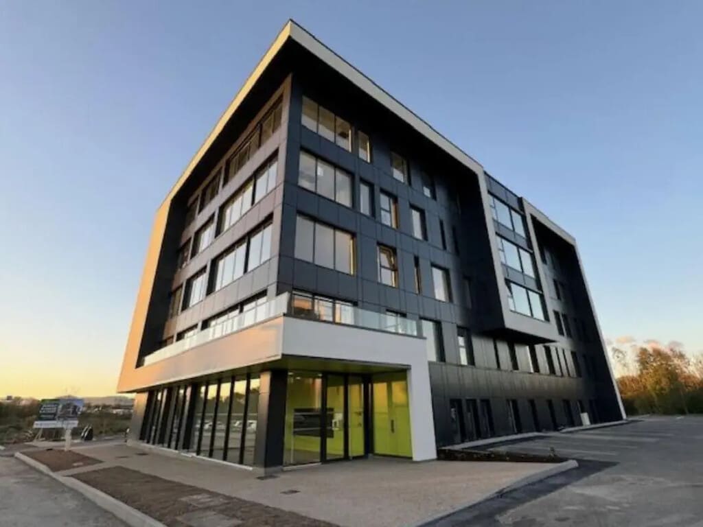 Vente Bureaux 51 m² - Photo 1
