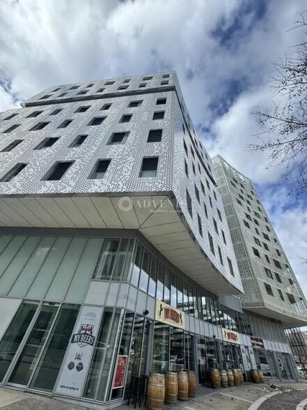 Office in Montpellier to rent - Building Photo - Image 2 of 5