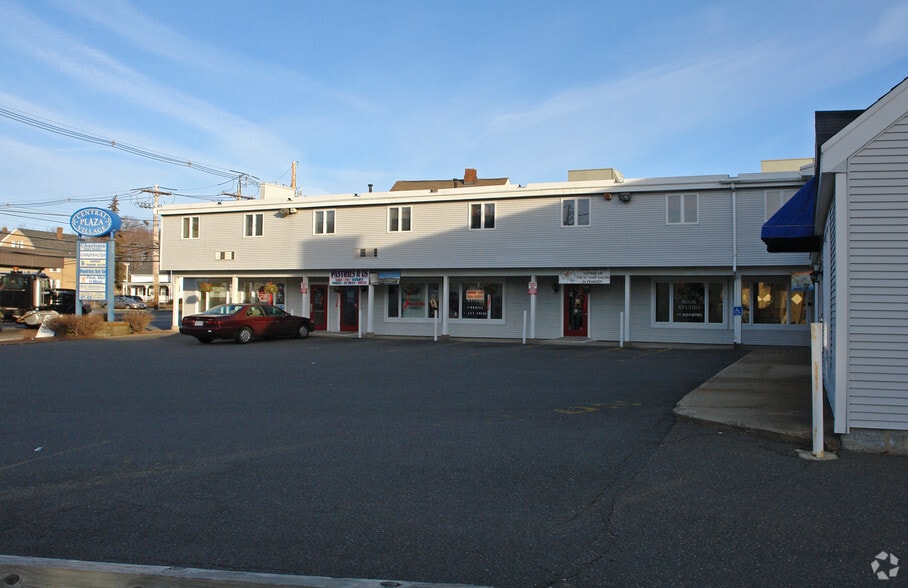 47-49 Central St, Peabody, MA for rent - Building Photo - Image 2 of 4