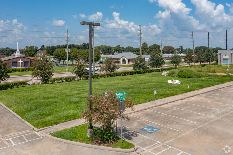 5222-5226 Reading Way, Rosenberg, TX for rent - Building Photo - Image 3 of 19