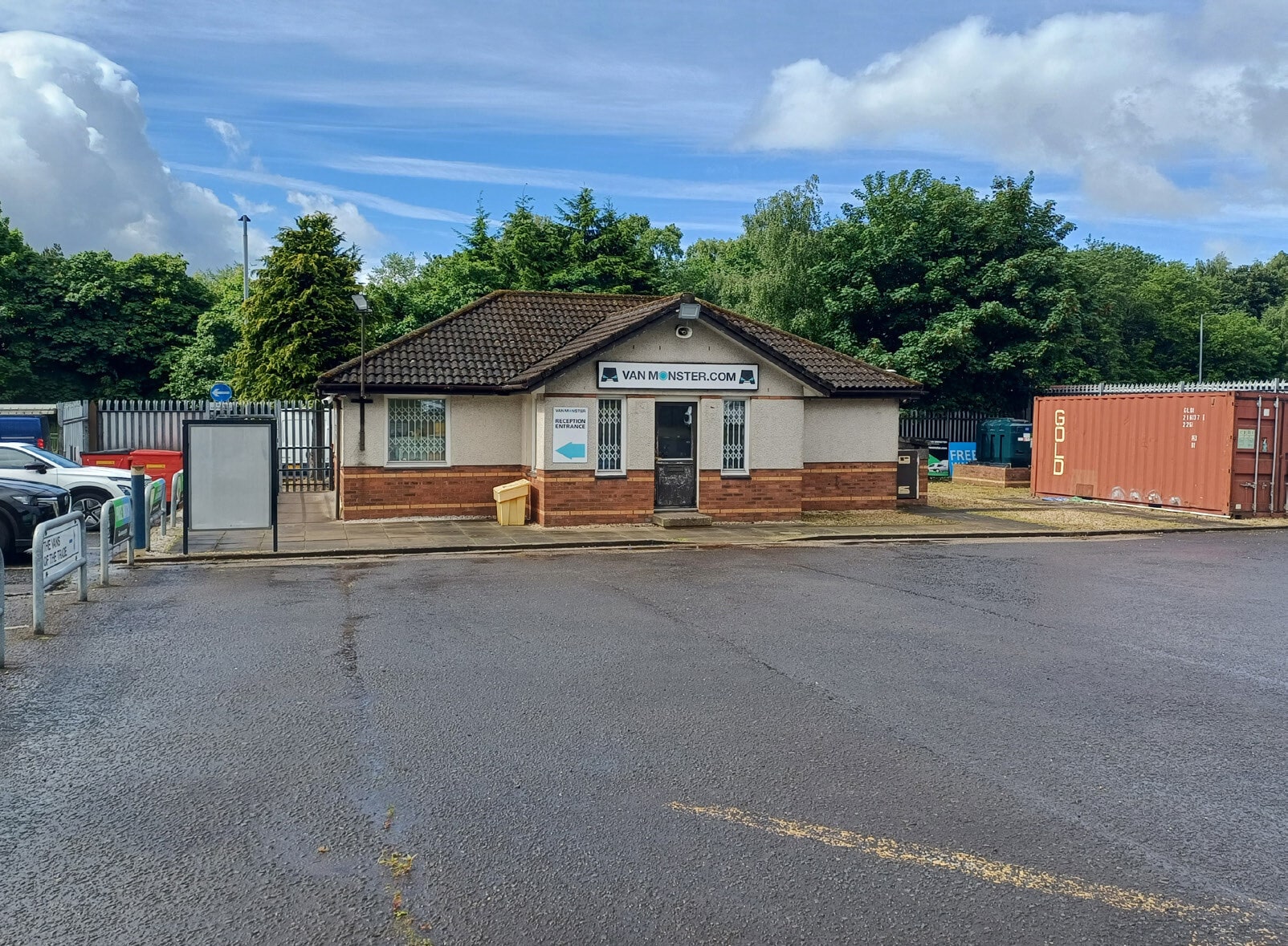 2229 London Rd, Glasgow to rent Building Photo- Image 1 of 5