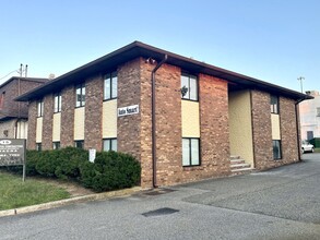 15 Furler St, Totowa, NJ for rent Building Photo- Image 1 of 9