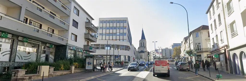 Location Commerce 132 m² - Photo 1
