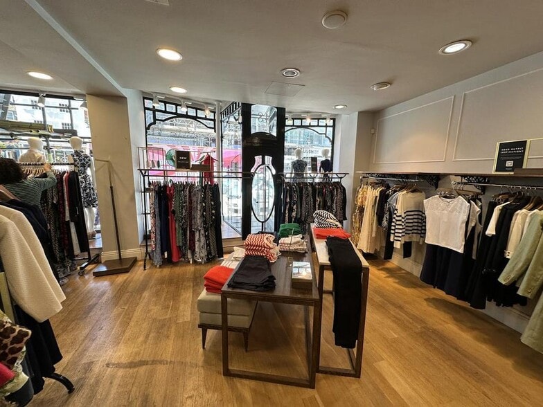 48-49 East St, Brighton to rent - Building Photo - Image 3 of 11