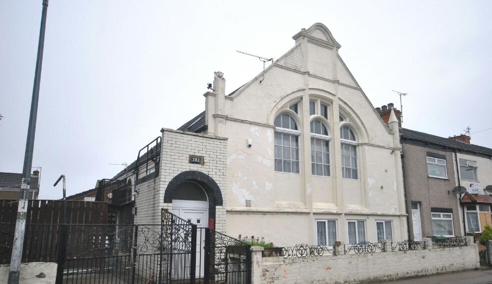 202-204 Stanley St, Grimsby for sale - Building Photo - Image 1 of 1