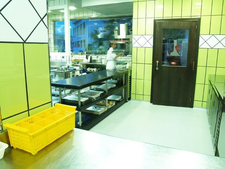 Retail in Cáceres to rent Building Photo- Image 1 of 6