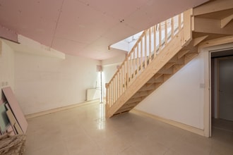 164 Finchley Rd, London to rent Interior Photo- Image 2 of 2