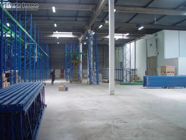 Light Industrial in Saint-Witz to rent - Building Photo - Image 2 of 16