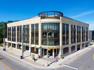 More details for 205 Lakeshore Rd, Oakville, ON - Build-to-Rent for Sale