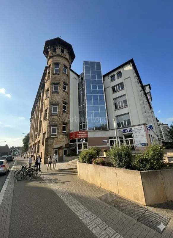 Location Bureaux 139 m² à 1 769 m²