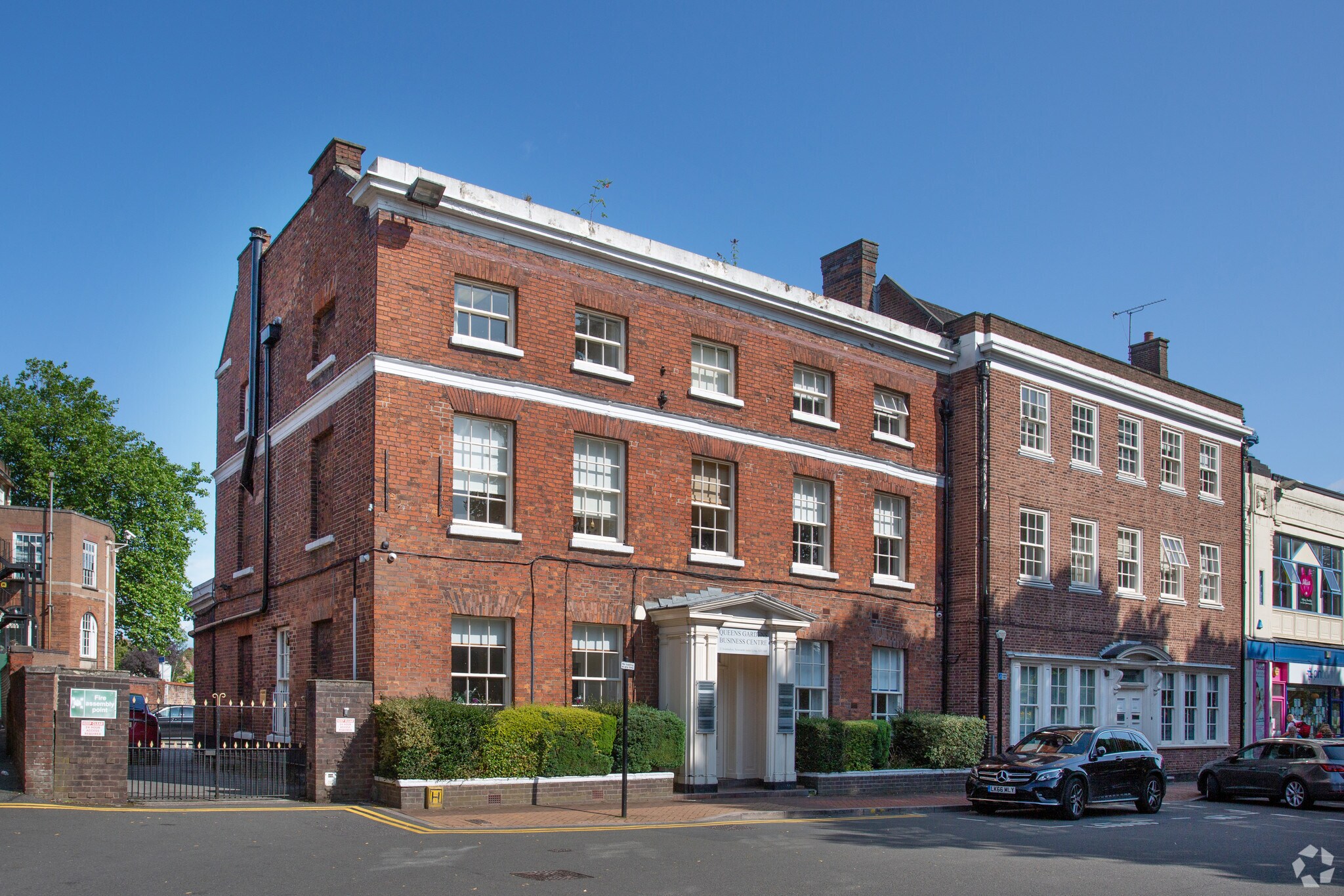 31 Ironmarket, Newcastle Under Lyme for sale Primary Photo- Image 1 of 1