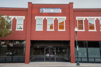 210 N Tennessee St, McKinney, TX to rent Interior Photo- Image 2 of 76