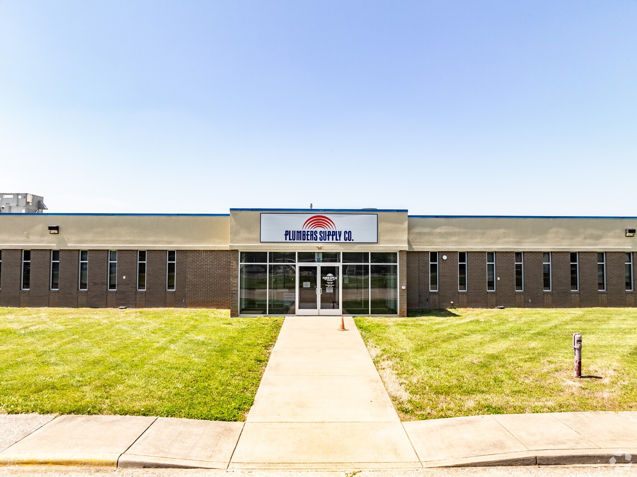 2901 Industrial Dr, Bowling Green, KY to rent Building Photo- Image 1 of 6