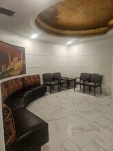 11600 Wilshire Blvd, Los Angeles, CA for rent Lobby- Image 1 of 6