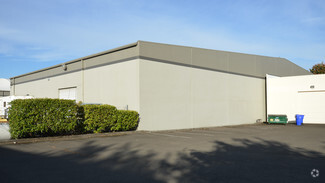 More details for 11618 NE Sumner St, Portland, OR - Industrial for Rent