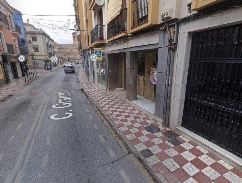 Calle Granada, 11, Albolote, Granada to rent - Building Photo - Image 3 of 4