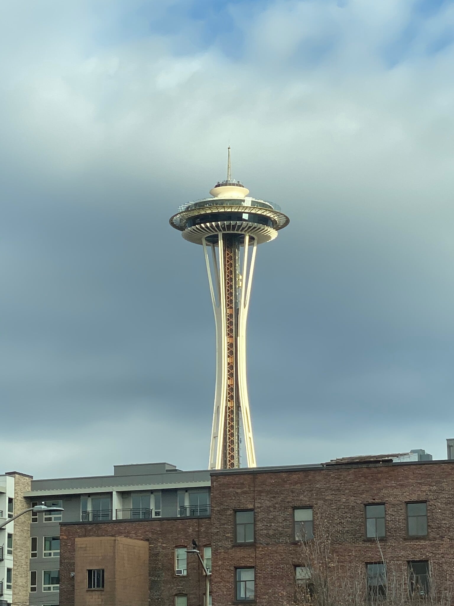 3131 Western Ave, Seattle, WA to rent Building Photo- Image 1 of 4