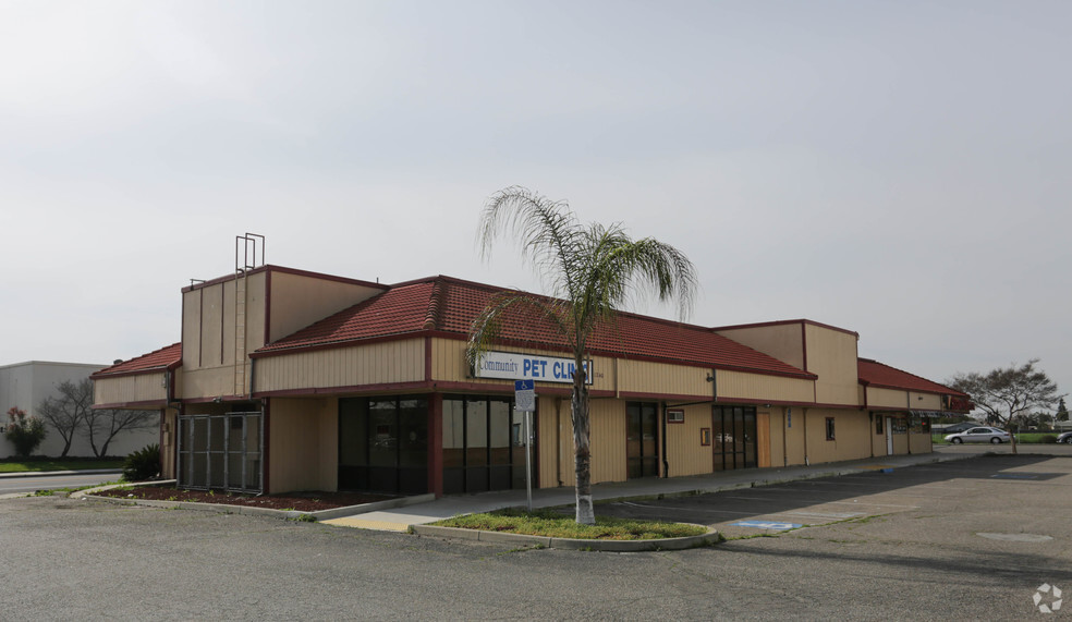 1240-1246 N Main St, Manteca, CA for sale - Primary Photo - Image 1 of 1