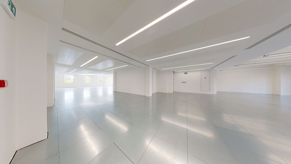 2 Cavendish Sq, London for sale - Interior Photo - Image 1 of 1