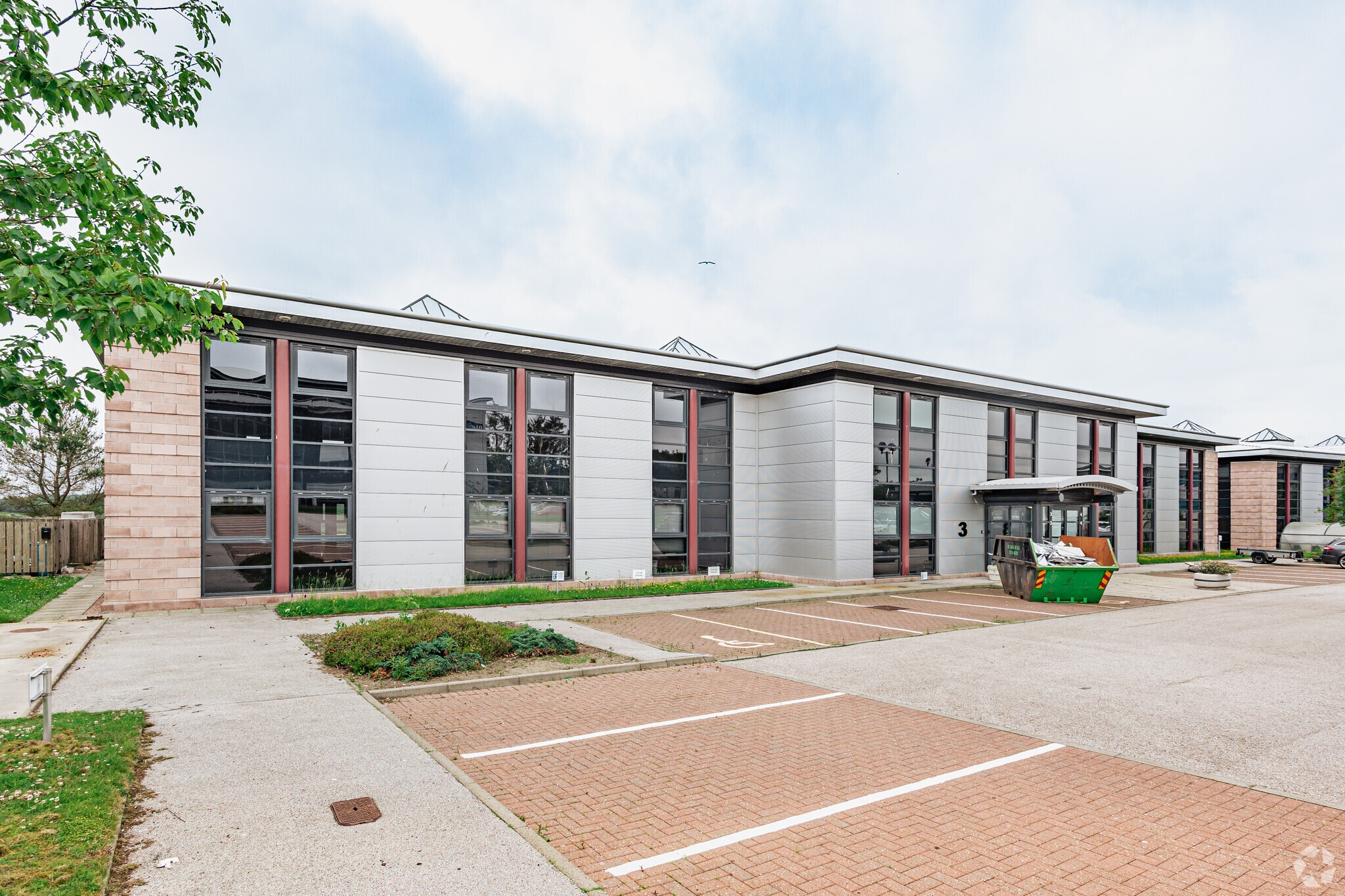 2 Prospect Rd, Westhill to rent Primary Photo- Image 1 of 7