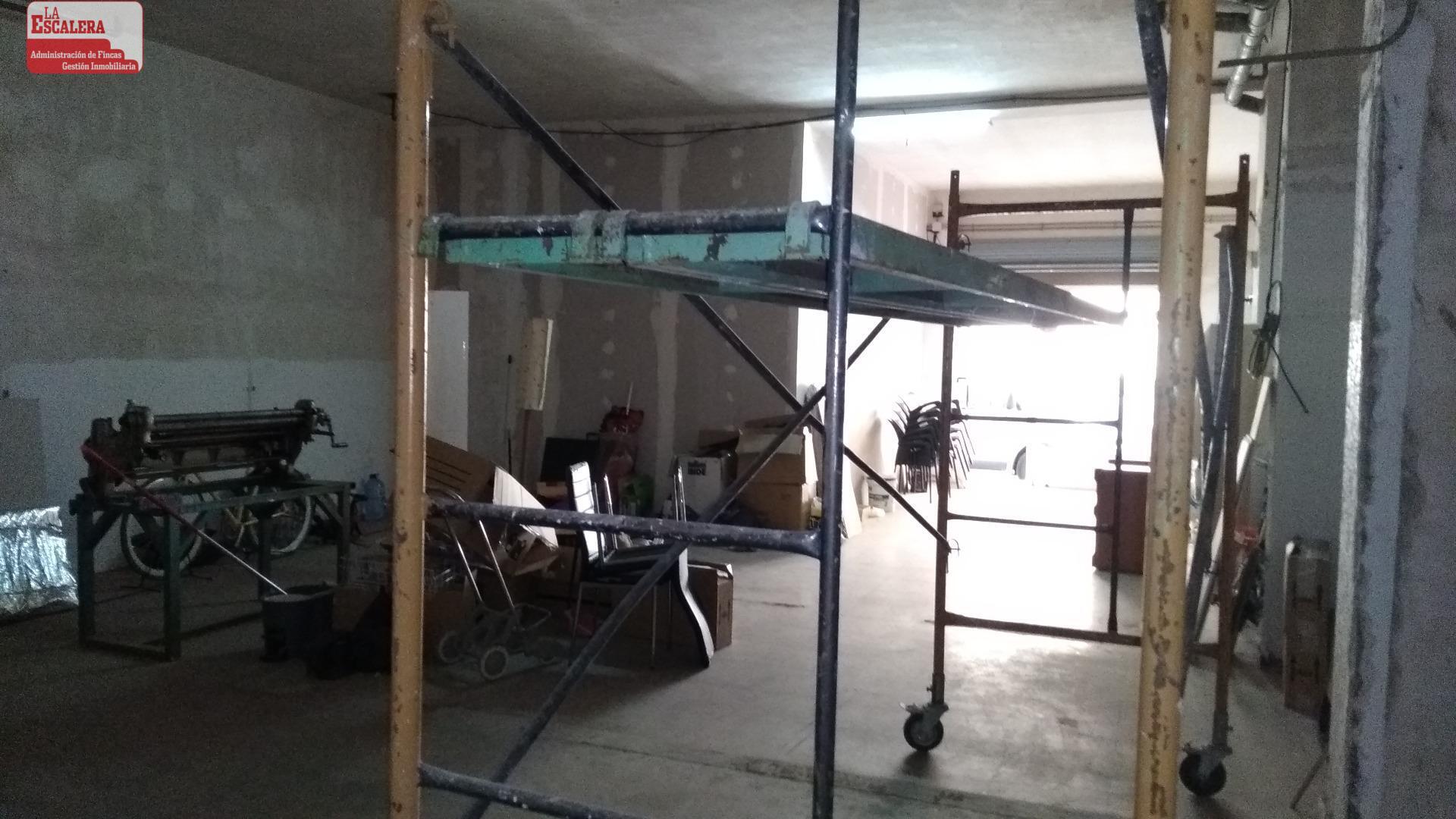 Retail in Ibi, Alicante to rent Interior Photo- Image 1 of 4