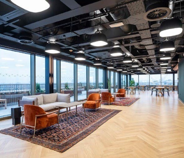 1 Edcity, London to rent - Interior Photo - Image 2 of 4