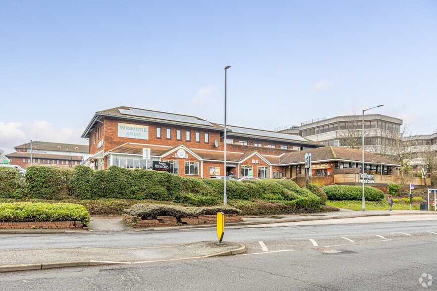 Wigmore Ln, Luton for sale - Primary Photo - Image 1 of 1