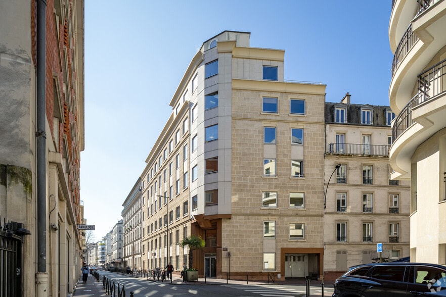 43-45 Rue Jean Jaurès, Levallois-Perret to rent - Primary Photo - Image 1 of 2