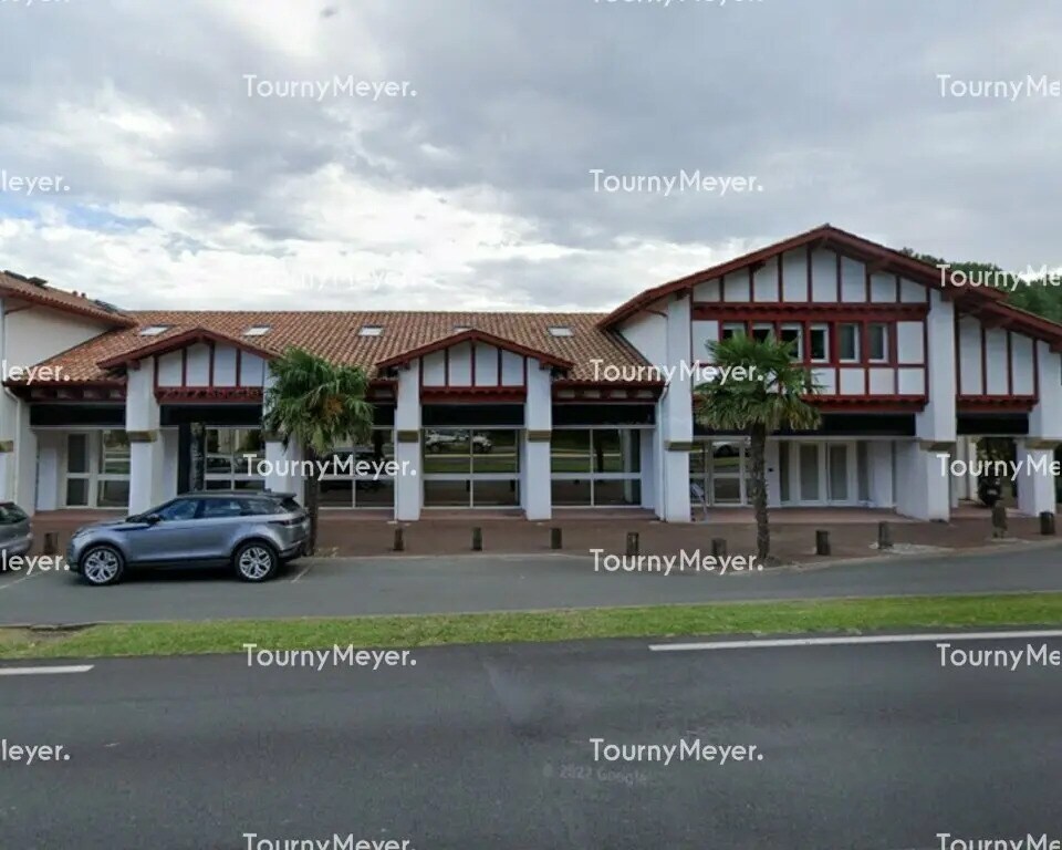 Retail in Bidart for sale Primary Photo- Image 1 of 7