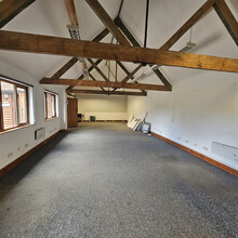 Wildham Ln, Chichester for rent Interior Photo- Image 1 of 5