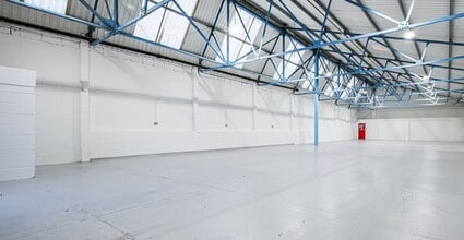 166 Feltham Rd, Ashford to rent Interior Photo- Image 1 of 1