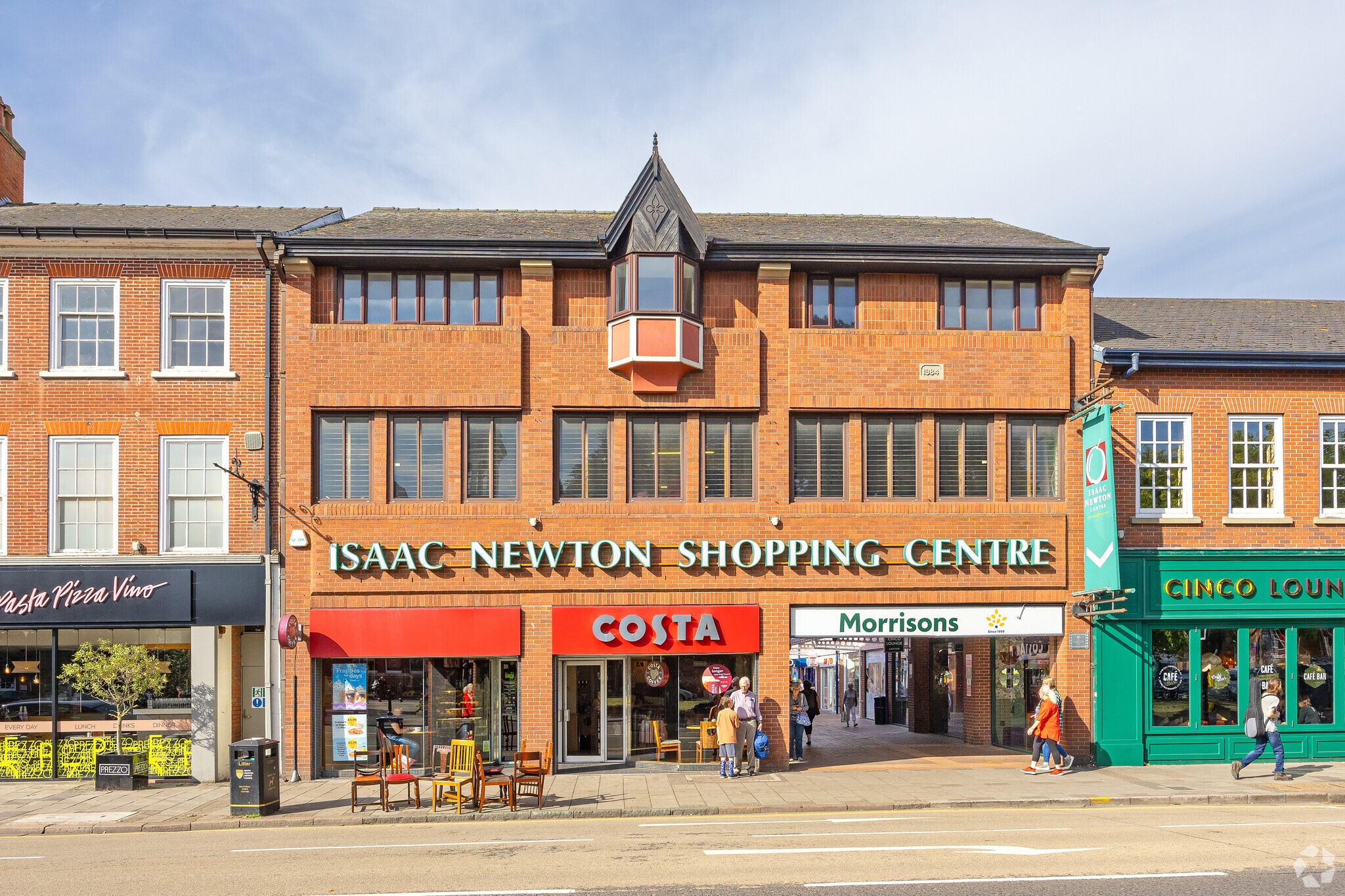 St Peters Hl, Grantham to rent Primary Photo- Image 1 of 9