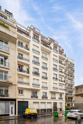 More details for 114 Bis Rue De Vaugirard, Paris - Retail to Rent