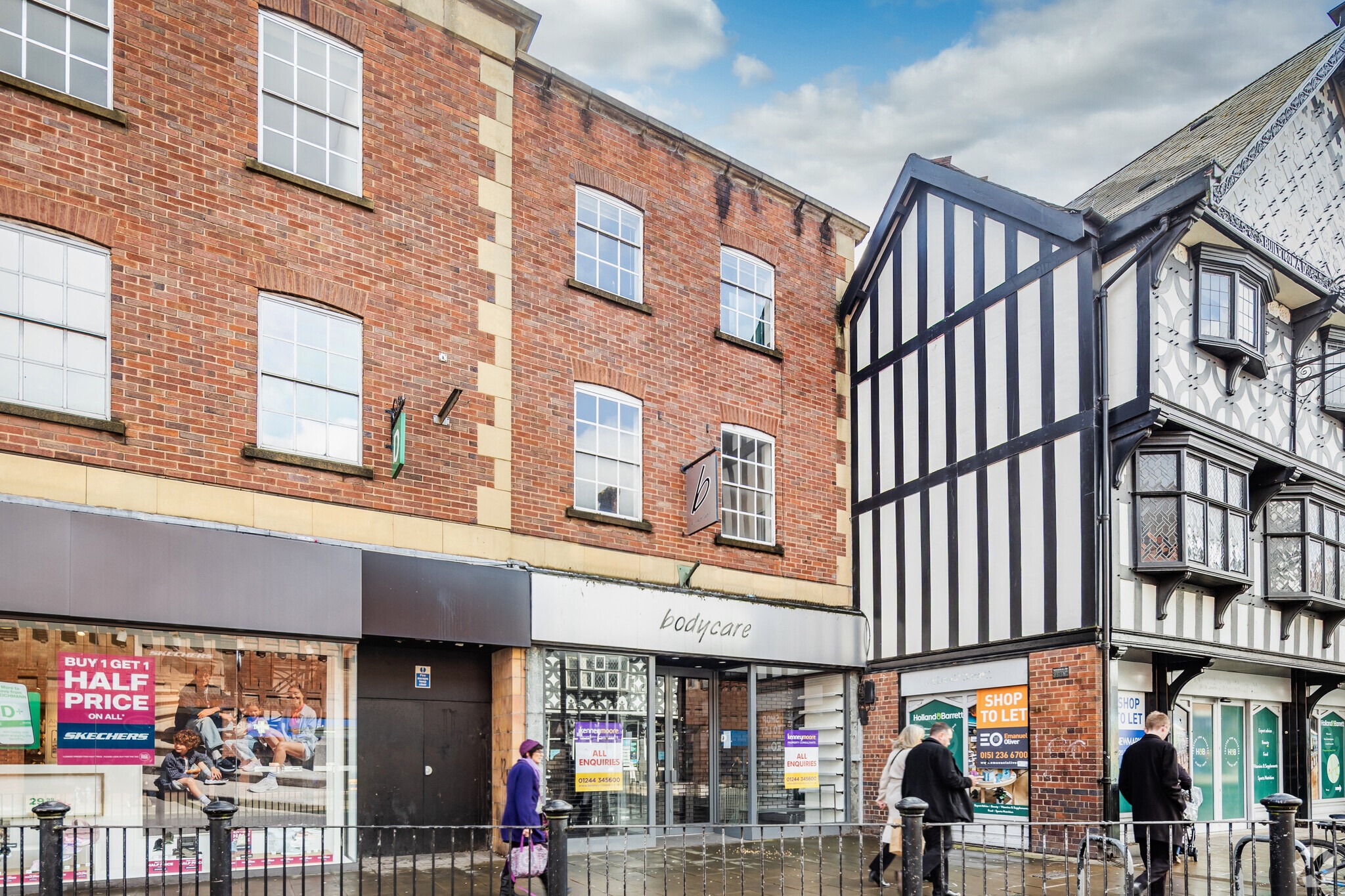 46 Foregate St, Chester to rent Primary Photo- Image 1 of 3