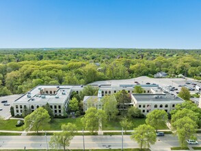 1101-1111 E South River St, Appleton, WI for rent Building Photo- Image 1 of 10