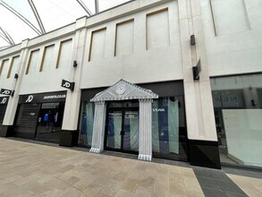 Friars Walk, Newport for rent Building Photo- Image 1 of 2