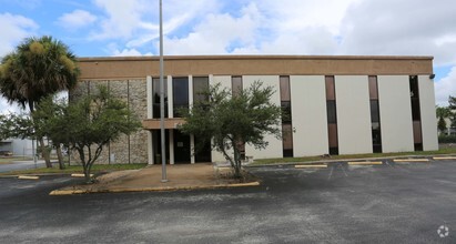 900 N Nova Rd, Daytona Beach, FL for sale Primary Photo- Image 1 of 1