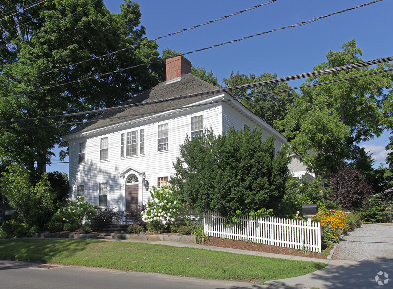 133 State St, Guilford, CT for sale - Primary Photo - Image 1 of 1