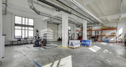 Light Industrial in Ivry-sur-Seine to rent Building Photo- Image 1 of 4