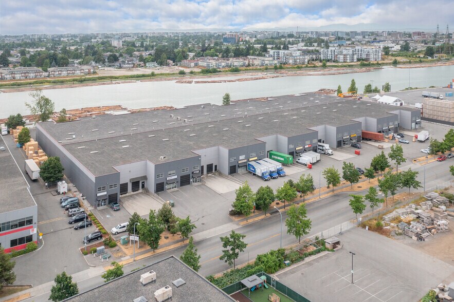 11280 Twigg Pl, Richmond, BC for sale - Building Photo - Image 1 of 1