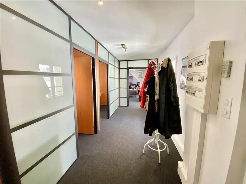 Office in Sèvres to rent - Interior Photo - Image 3 of 7