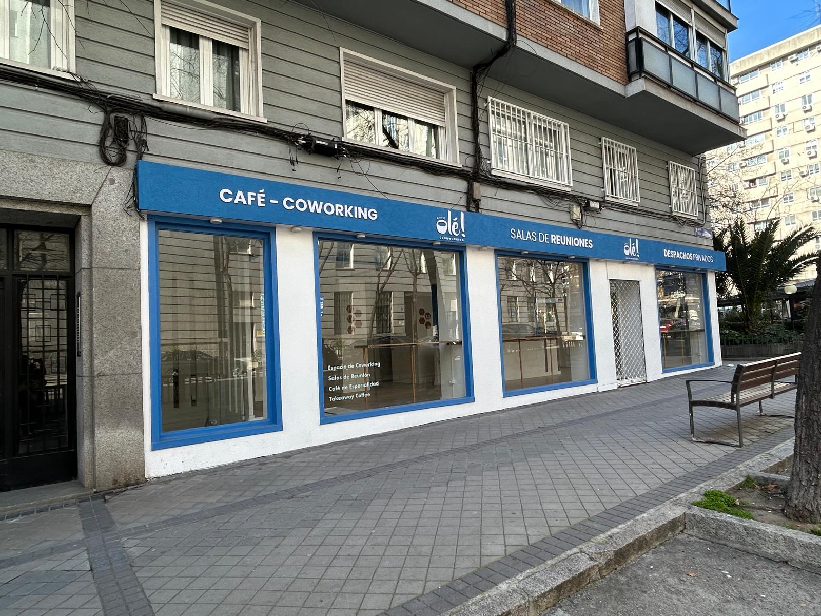 Retail in Madrid, Madrid to rent Interior Photo- Image 1 of 8