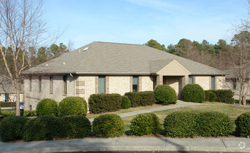 183 Wind Chime Ct, Raleigh, NC for rent Primary Photo- Image 1 of 6