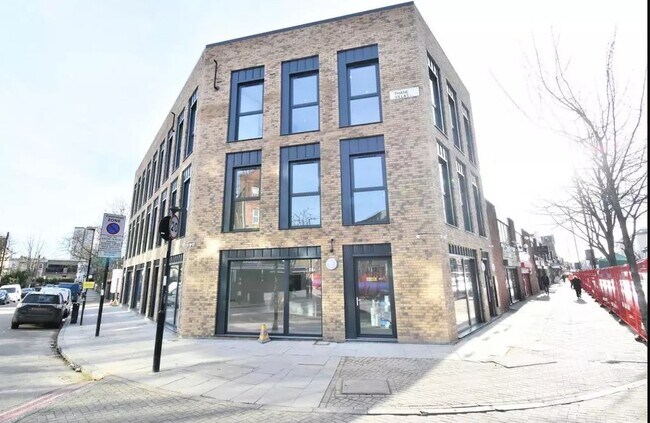 More details for 146 Seven Sisters Road, London - Office / Retail to Rent