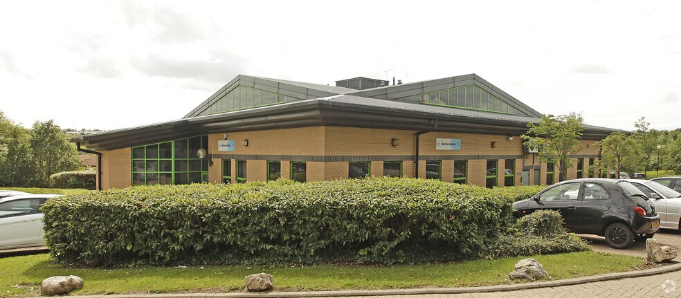 3 Colima Ave, Sunderland to rent - Building Photo - Image 2 of 3