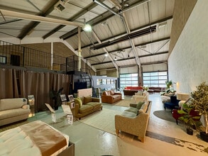 Unit Gascoyne Way, Hertford to rent Interior Photo- Image 2 of 4